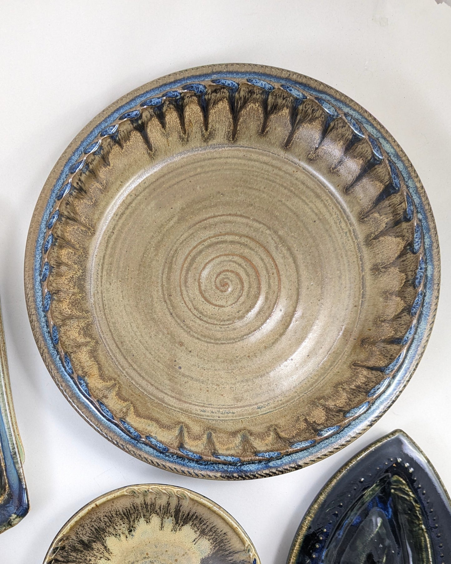 Large Serving Bowl/Fruit Bowl