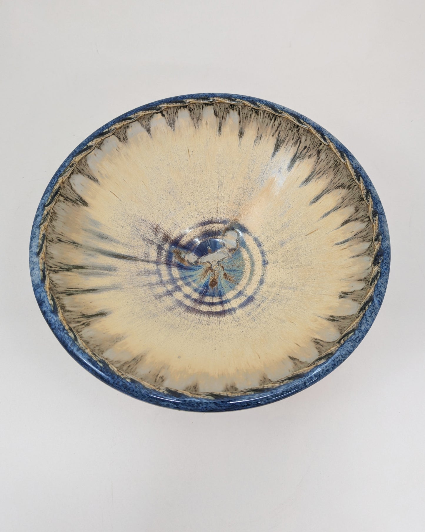 Light Serving Bowl - Natural